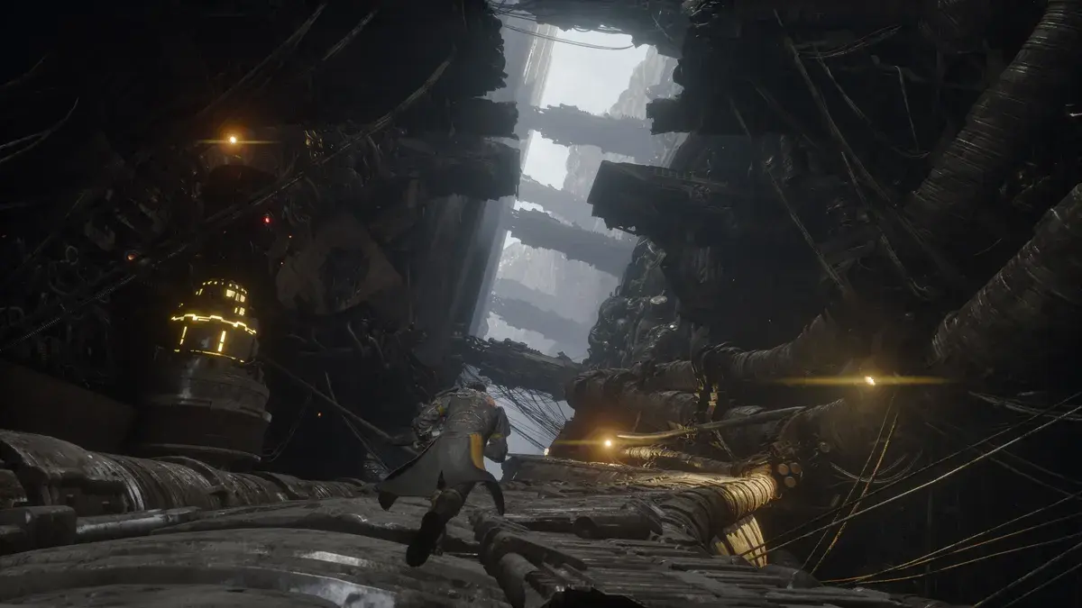 Boss encounter against a towering cyclic entity